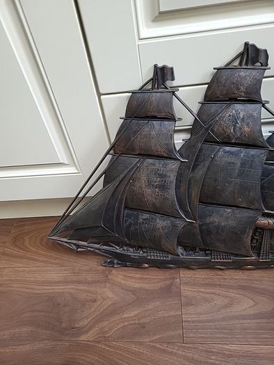 Skipper ship wall hanging