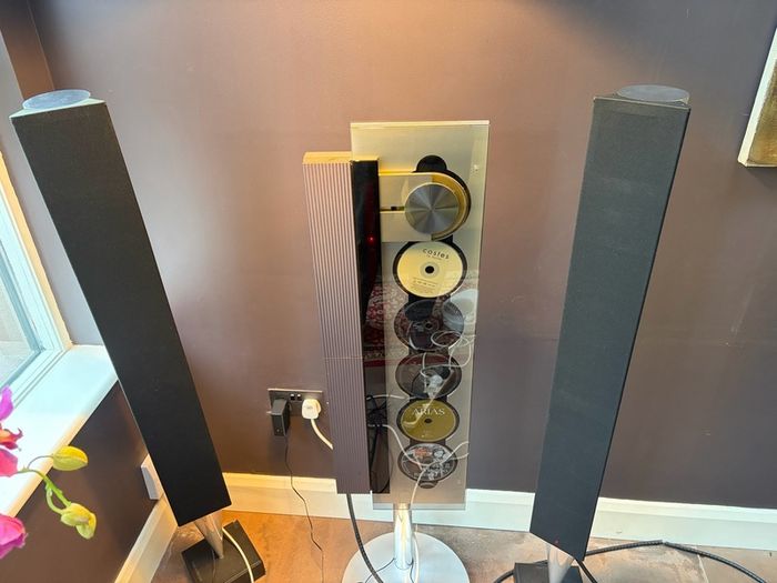 Bang & Olufsen BeoSound 9000 + BeoLab Speakers