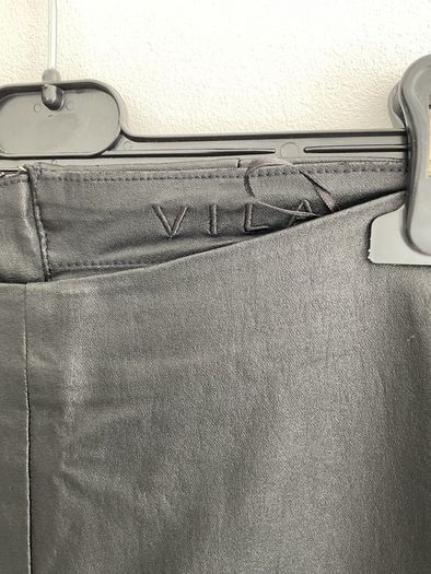 jeans Bnwt size 10 medium black coated high rise skinny jeans