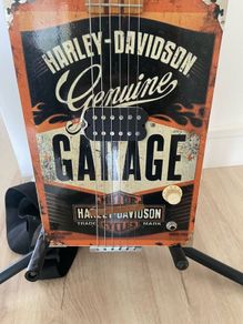 Cigar box Guitar