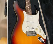 G&L