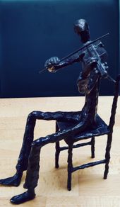 Bronze figurine of Violin/ Fiddle player