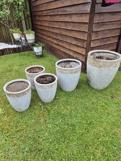garden outside pots