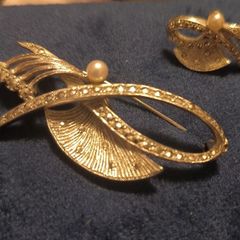 Vintage Sterling Silver Marcasite Brooch & Earring Set