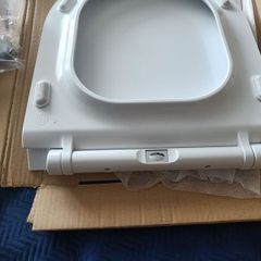 toilet seat