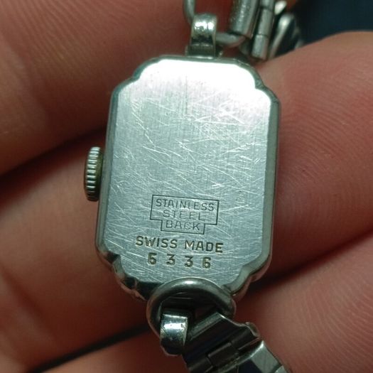 The women's Ingersoll likely dates back to the 1960s or 1970s