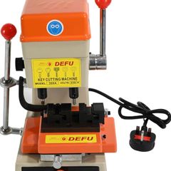 Key Cutting Machine: Defu 368A