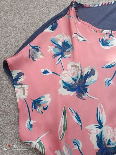 women's summer top. Size 12/14