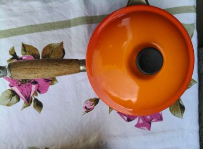 Le Creuset pot
