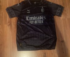AC Milan 2024 anniversary jersey. Size: XL mens
