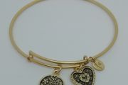 Chrysalis Grandma 14k Gold Plated Expandable Bangle New Without Tags CAN POST