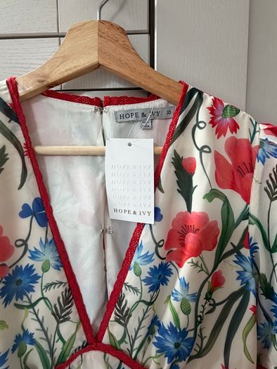 Hope & Ivy bnwt dress size 10