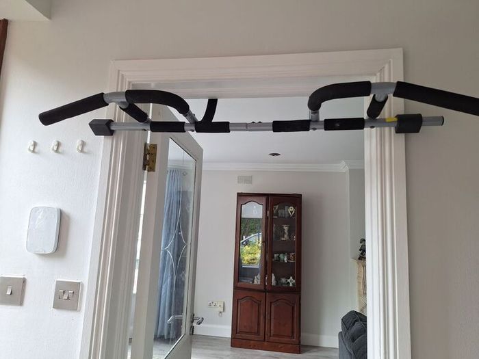 Pull-up bar