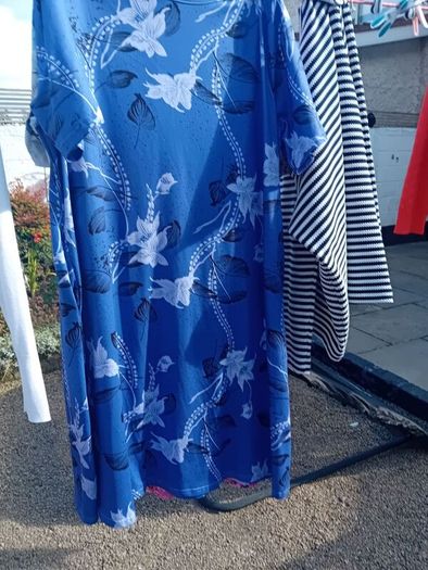 ladies clothes