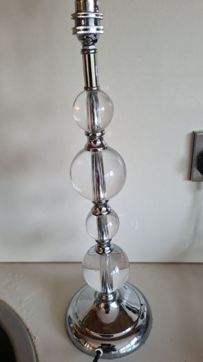 Beautiful Brushed Steel  Crackle Glass Table Lamp. In Mint Condition.