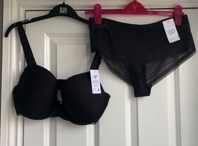 Simone Perele underwear set - sz 36E