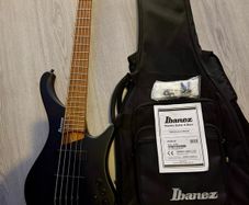 Ibanez 5 string headless bass