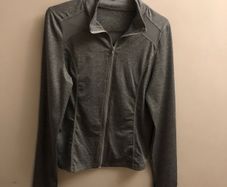Grey gym top (large)