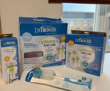 Dr. Brown's Anti-Colic Baby Bottles, Microwave Steam Sterilser and Botle Brush