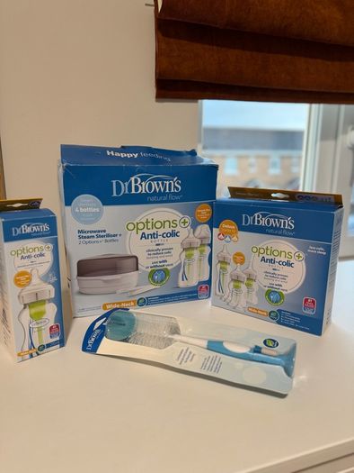 Dr. Brown's Anti-Colic Baby Bottles, Microwave Steam Sterilser and Botle Brush