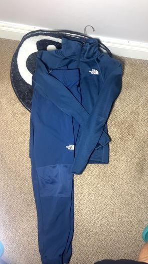 The North Face 2 Piece Set