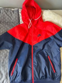 nike windbreaker