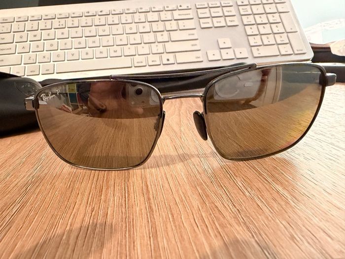 Ray ban polarised rarely used