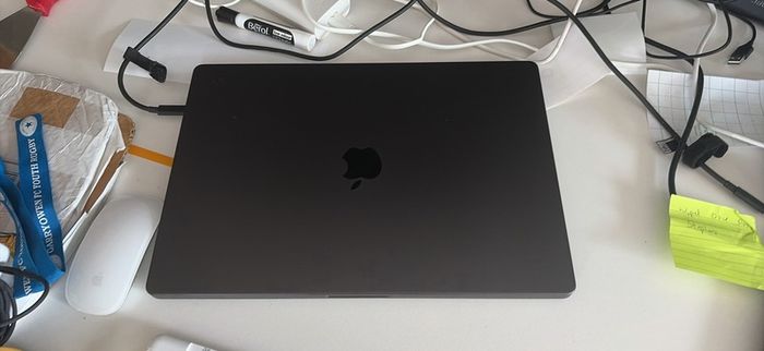 MacBook Pro M3 Developer