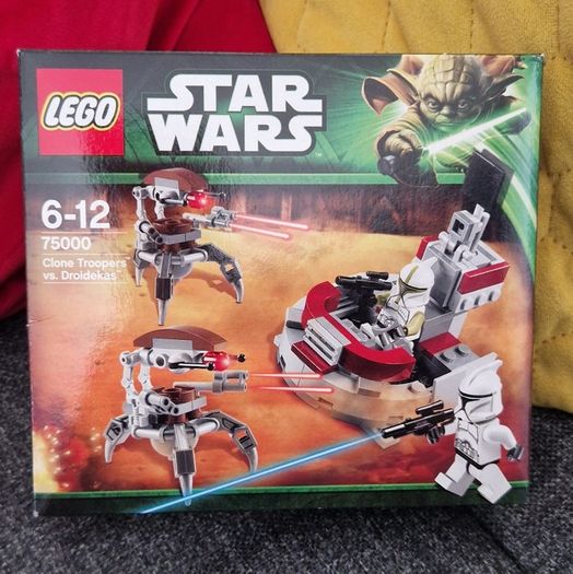 LEGO Star Wars Clone Troopers vs Droidekas (75000) free shipping
