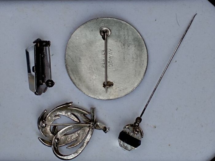 Vintage brooches