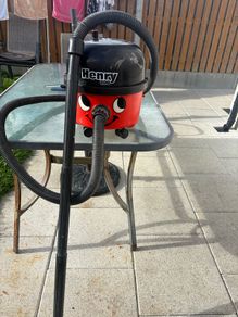 Henry hoover