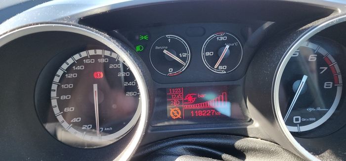 Alfa Romeo Giulietta 2012 118k km. Full service history.