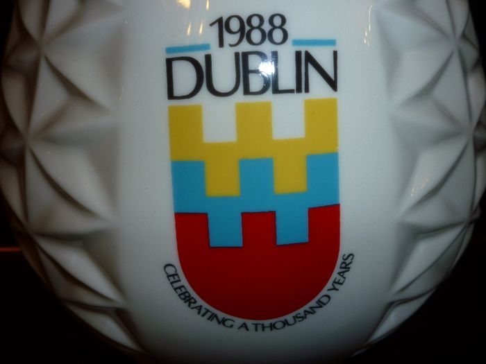 Vase Bowl Limited Edition.IRISH Parian Donegal China 1988 Dublin 1000 Years Commemorative Vase.  Immaculate.