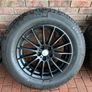 18" Landrover Alloys with Excellent Michelin Tires Image 5