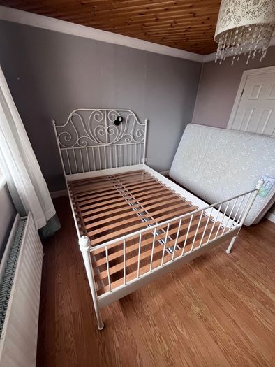 Double bed