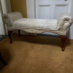 Bedroom bench