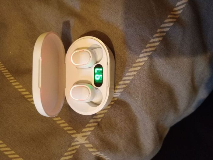 Wireless Bluetooth Earbuds