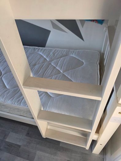 kids bunk bed
