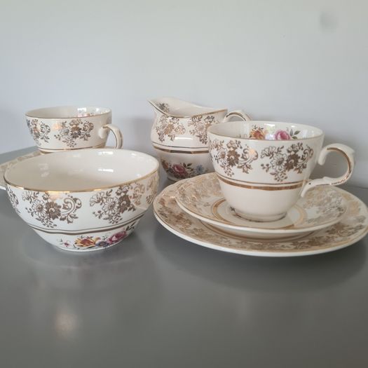 Tea Trios  Sugar Pot Creamer Alfred Meakin Golden Posy