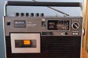 Sony CF-420L, Cassette-Corder, 4 Bands Radio, Sony Corporation; Tokyo, 1978, good working order.