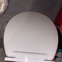 white toilet seat