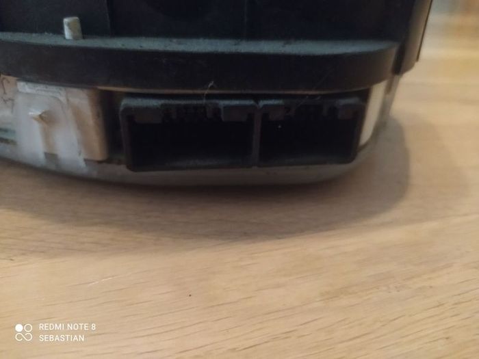 Mazda 323 sport White clocks