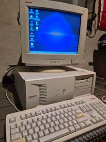 Retro Compaq Deskpro