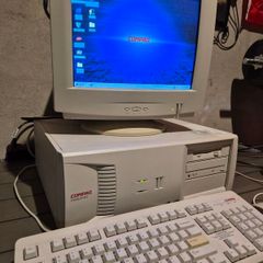 Retro Compaq Deskpro
