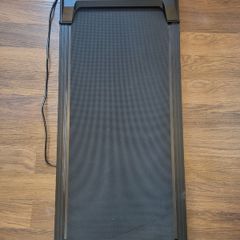 Walking pad with remote and incline