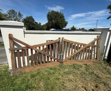 Gates hardwood