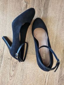 Black High heels