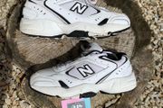 New Balance 452 White Leather Black