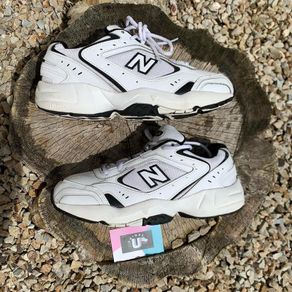 New Balance 452 White Leather Black