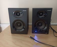 speakers